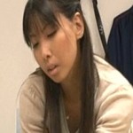 熟女母が息子の朝勃ちに発情し近親相姦エッチ！高速ピストンで連続大痙攣イキまくり！北川千尋