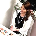 媚薬オイルで我慢できずに潮吹きお漏らしする美人セレブ人妻！南乃彩花