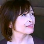 畑の中で青姦不倫する高齢熟女が巨根で突かれビクビク痙攣イキ！黒木小夜子