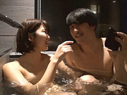 児玉れながプライベートのハメ撮りSEXで頬を赤くしてピクピク痙攣！