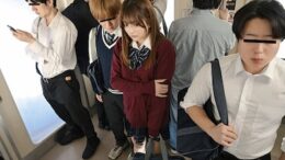 美少女の女子学生が着衣のまま中出しSEXでガクガク痙攣マジイキ連発！北岡果林